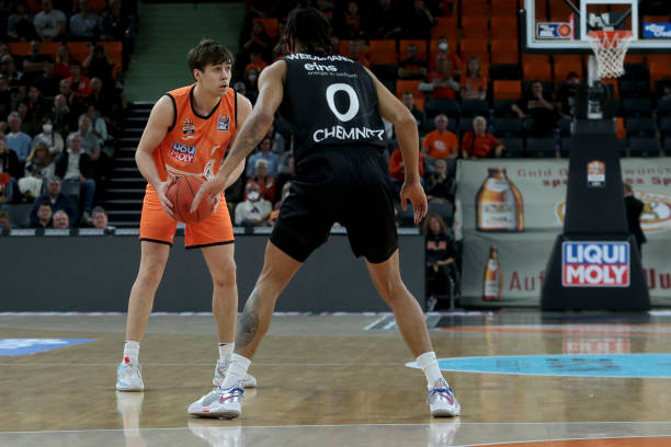 可能与他的 可能与他的